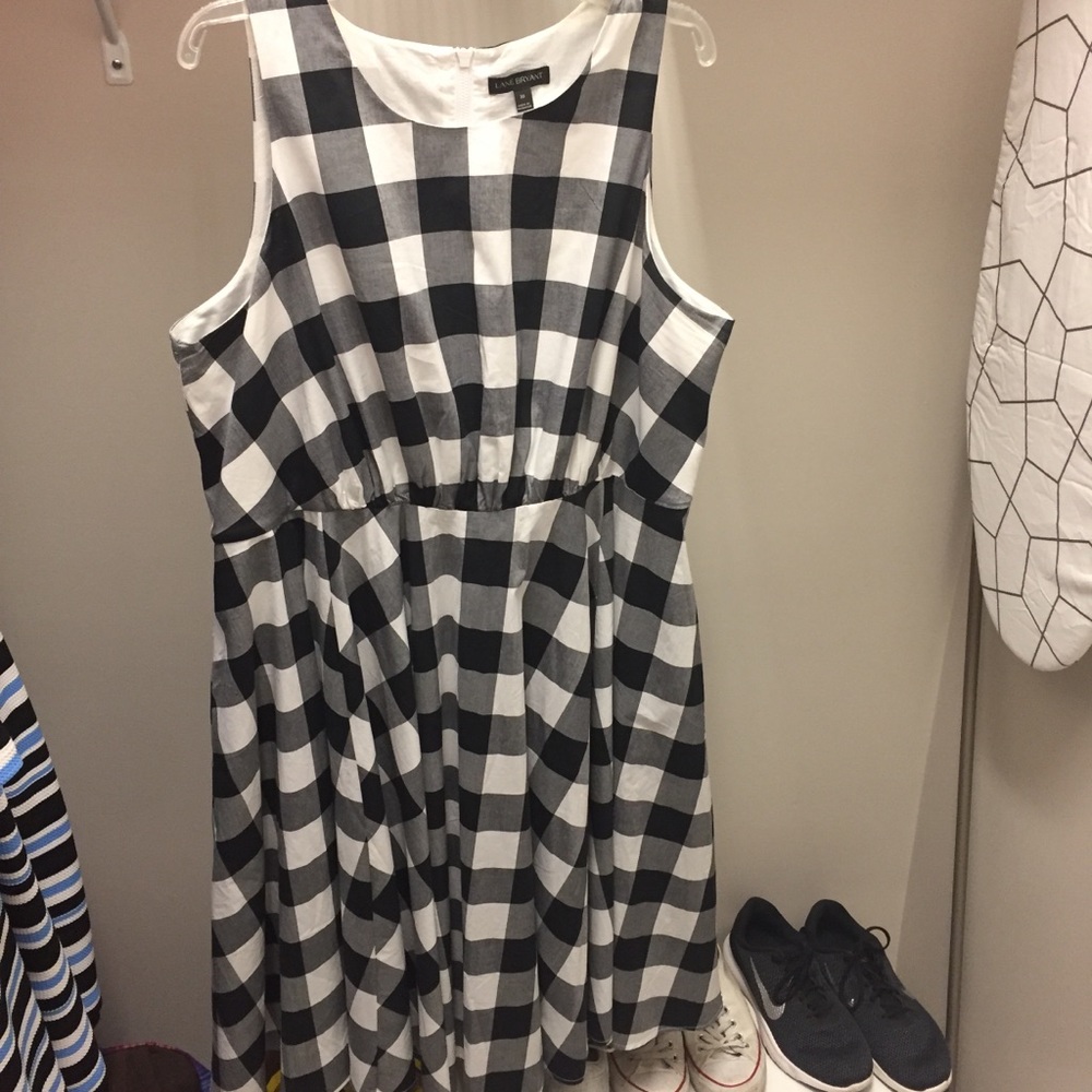 Black and white dress